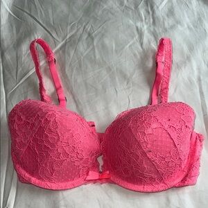 Gilly Hicks Pink Light Lined Plunge Lace Bra